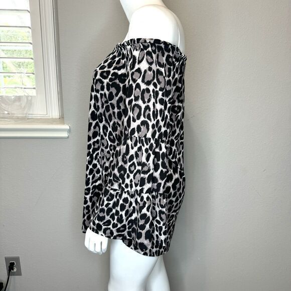 Dear Scarlett Leopard Off Shoulder Bell Sleeve Peasant Top Lightweight Stretch L - Picture 4 of 9